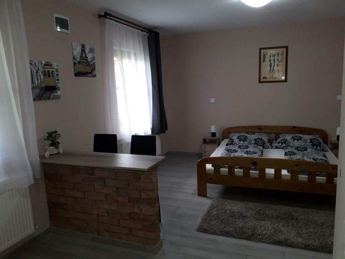 Aquatherma Apartman Sárospatak Extérieur photo